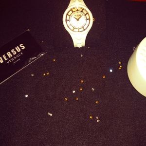 Versace versus SN-vsp1r1421